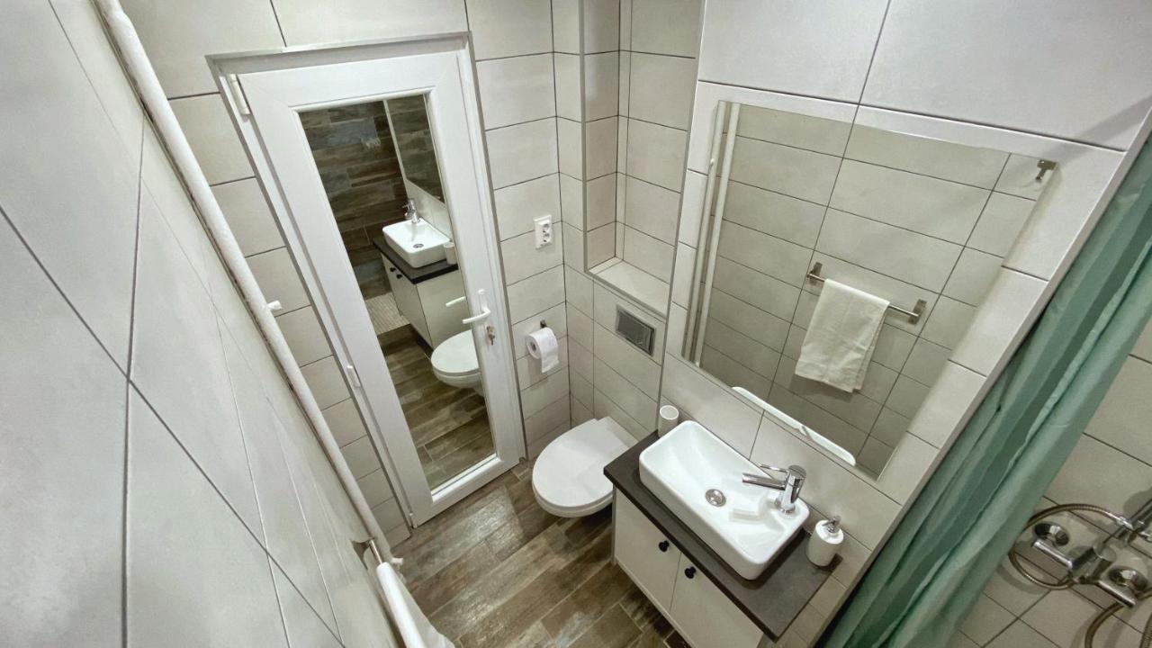 אורדאה Highland Home - Cozy Apartments Near City Center מראה חיצוני תמונה