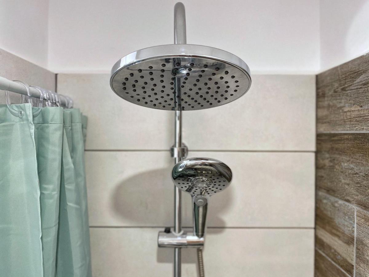 אורדאה Highland Home - Cozy Apartments Near City Center מראה חיצוני תמונה